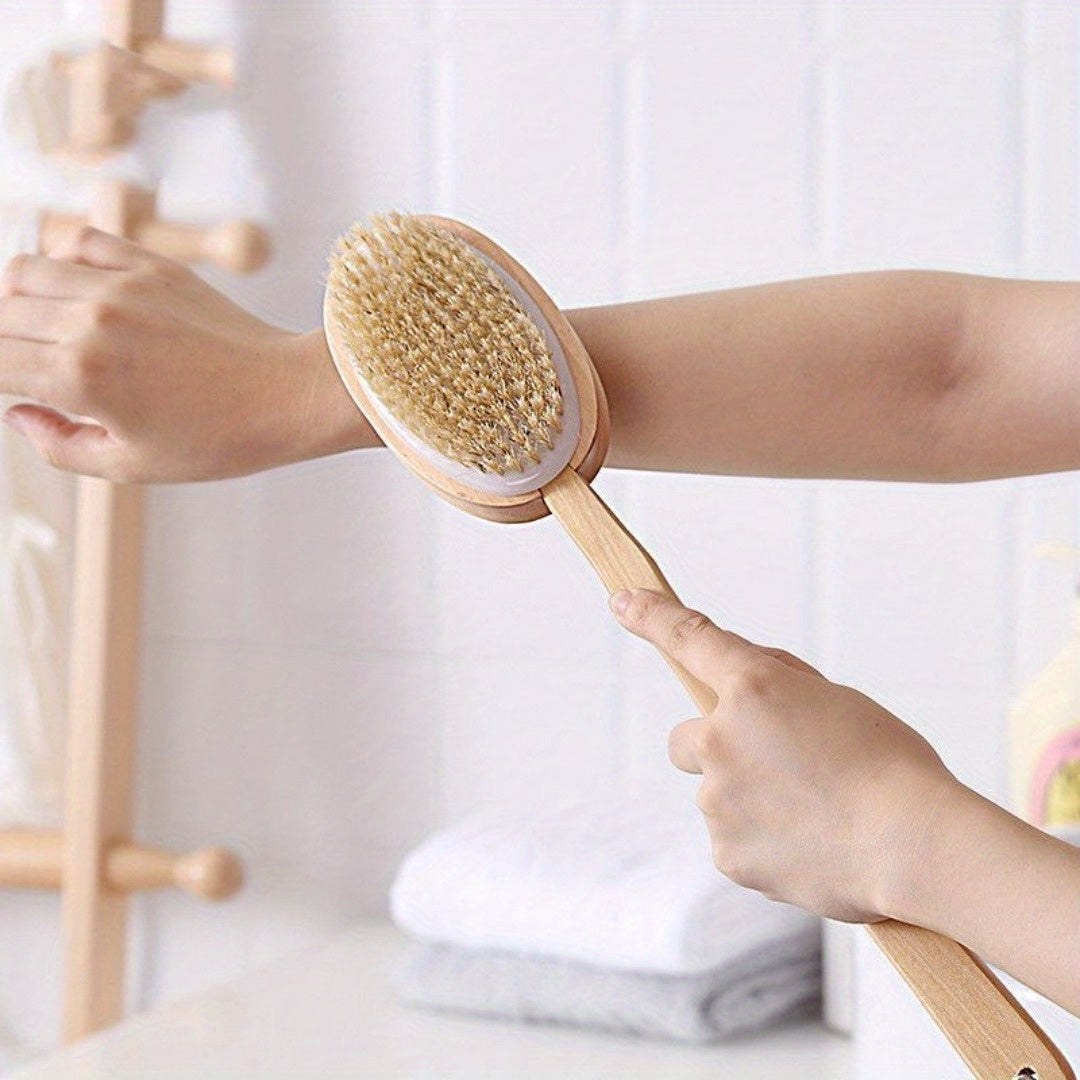 Dual-Purpose Long-Handled Wooden Back Brush for Scrubbing And Exfoliating During Showers, Also Serves As a Lotion Applicator, Ideal for Bathing.