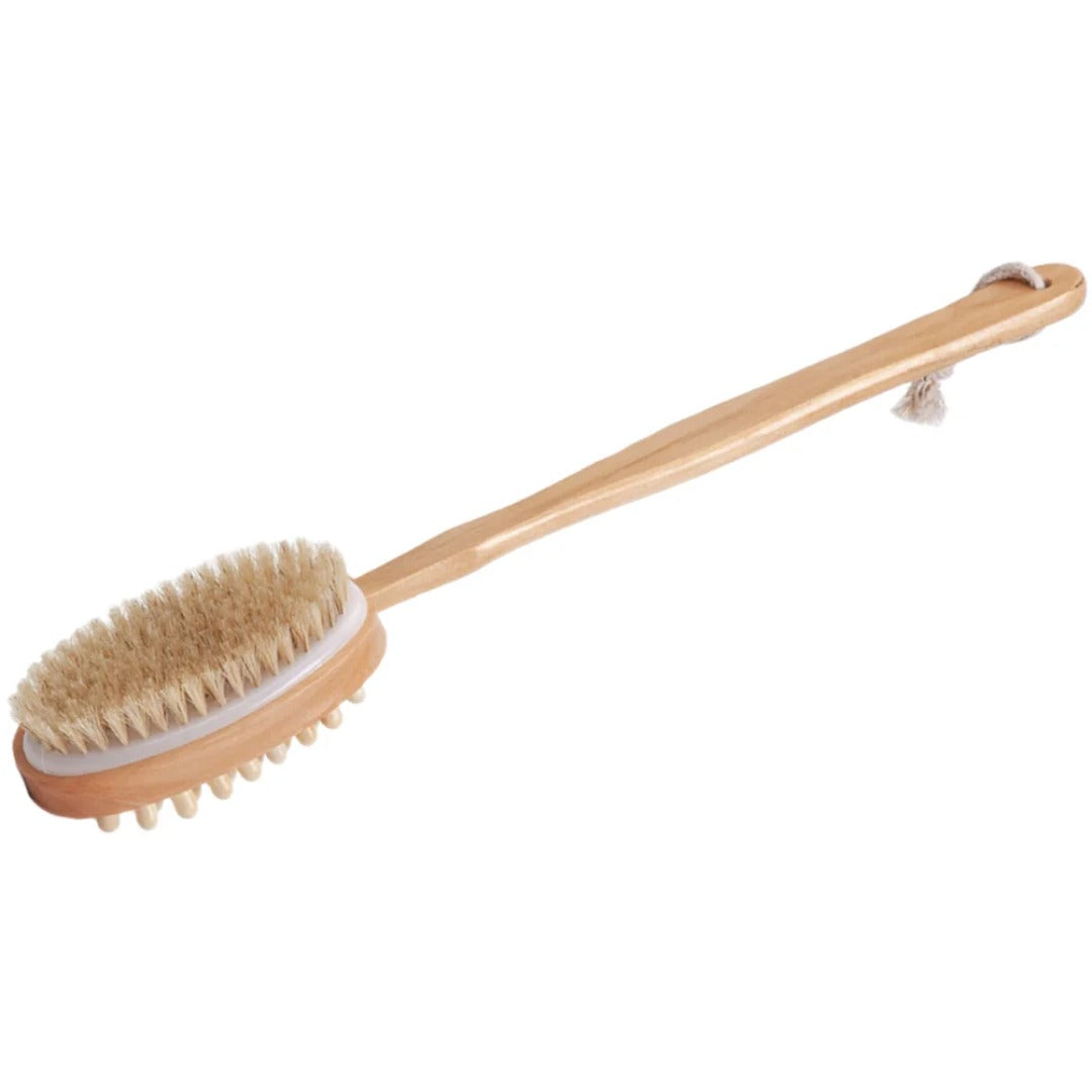Dual-Purpose Long-Handled Wooden Back Brush for Scrubbing And Exfoliating During Showers, Also Serves As a Lotion Applicator, Ideal for Bathing.